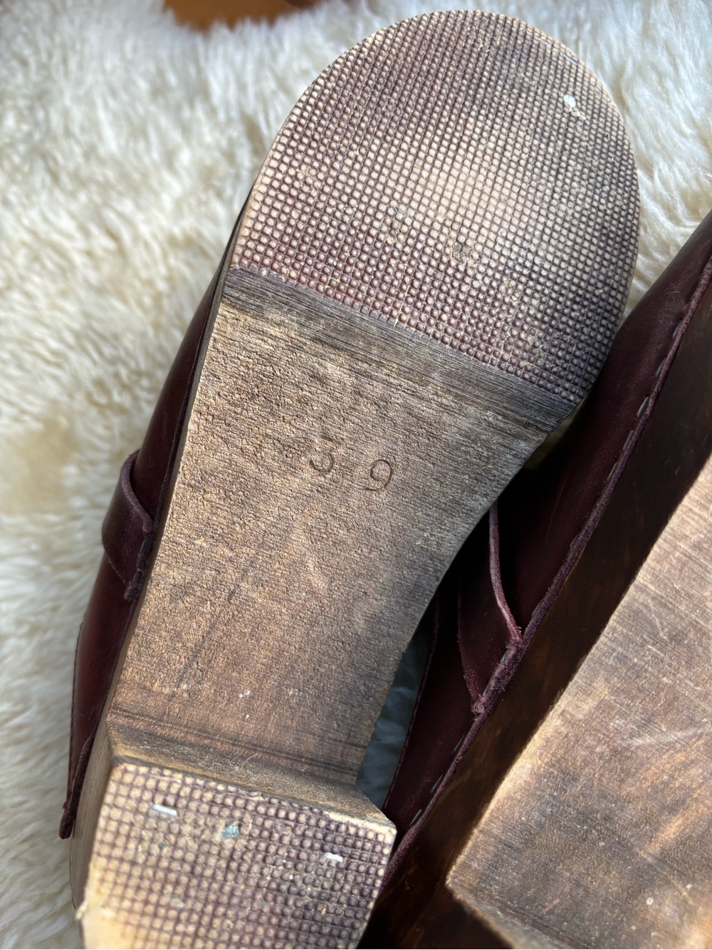 Maguba Swedish Clogs - Picture 9 of 13